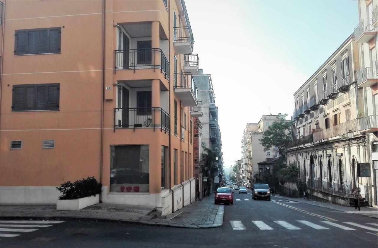 Friends & Family Apartment - Free Parking Car Catania Exterior foto